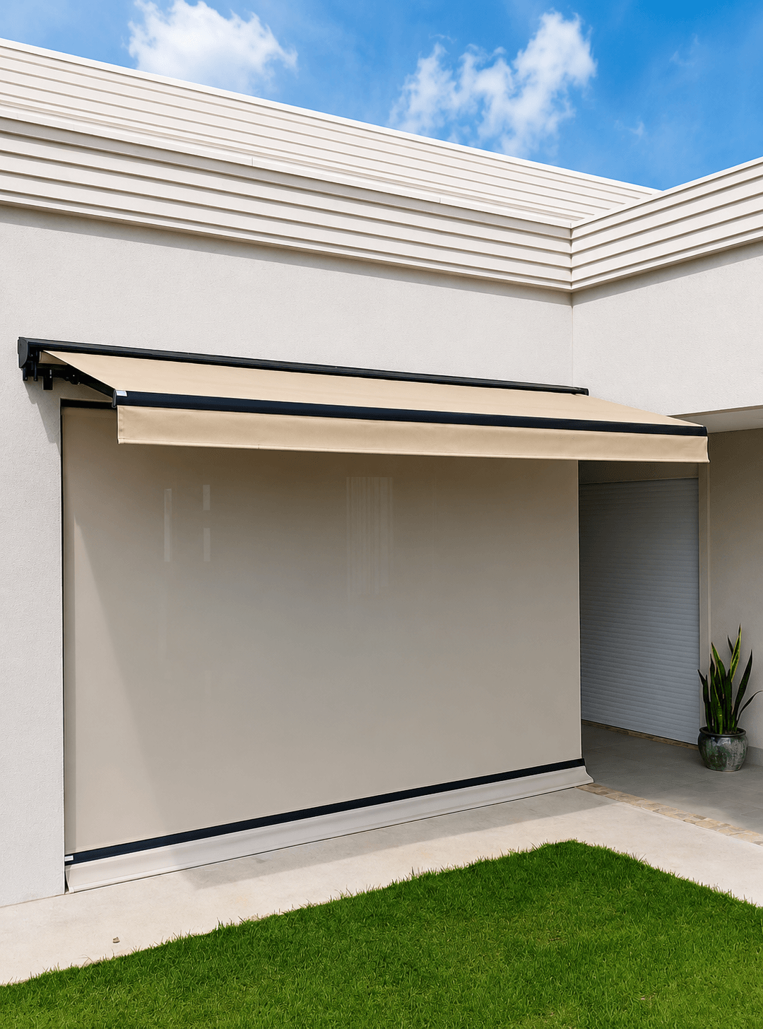 Toldo retrátil instalado em área externa em Itatiba