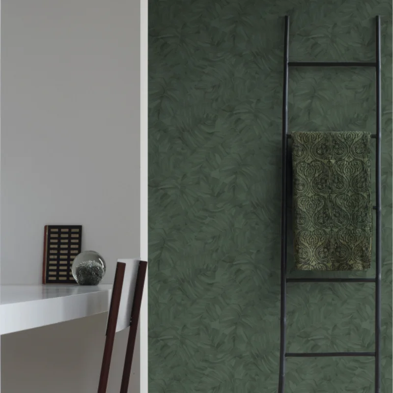 Papel de parede textura verde escuro em ambiente moderno